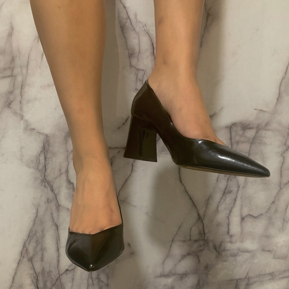 Zara Black Leather Pumps